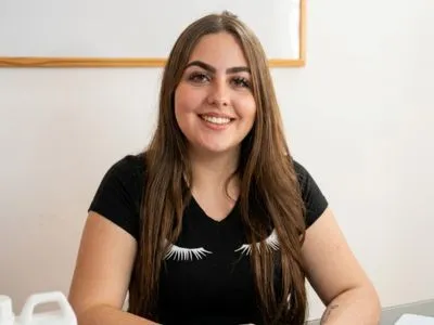 MARIA CAMILA CORREA curso cejas y pestanas