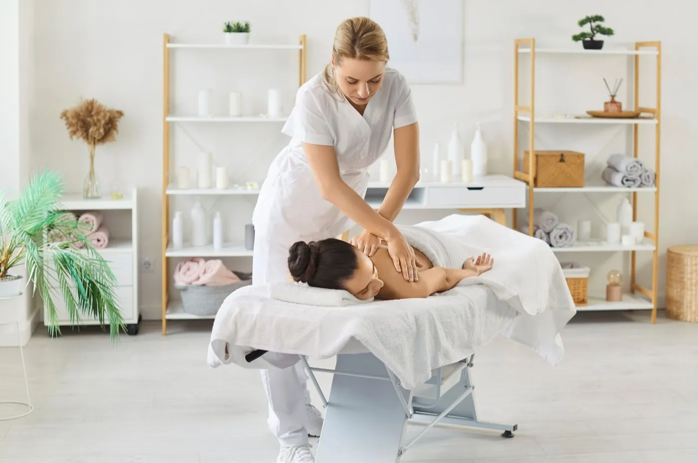 🌿(37) Lesiones de las manos en los fisioterapeutas y masajistas: el riesgo invisible de la profesión 1 las manos del terapeuta