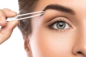 🌿(76) Tendencias de visajismo: cejas naturales vs. cejas definidas